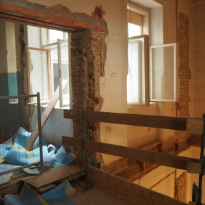 Works on the second stairwell, 1st floor